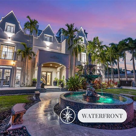 The Modern Castle Canal View Access Rooftop Living Greenhouse Vlllas Fort Lauderdale Buitenkant foto