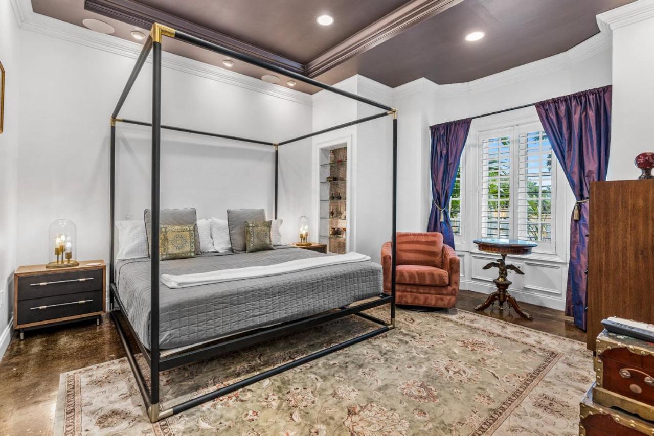 The Modern Castle Canal View Access Rooftop Living Greenhouse Vlllas Fort Lauderdale Buitenkant foto