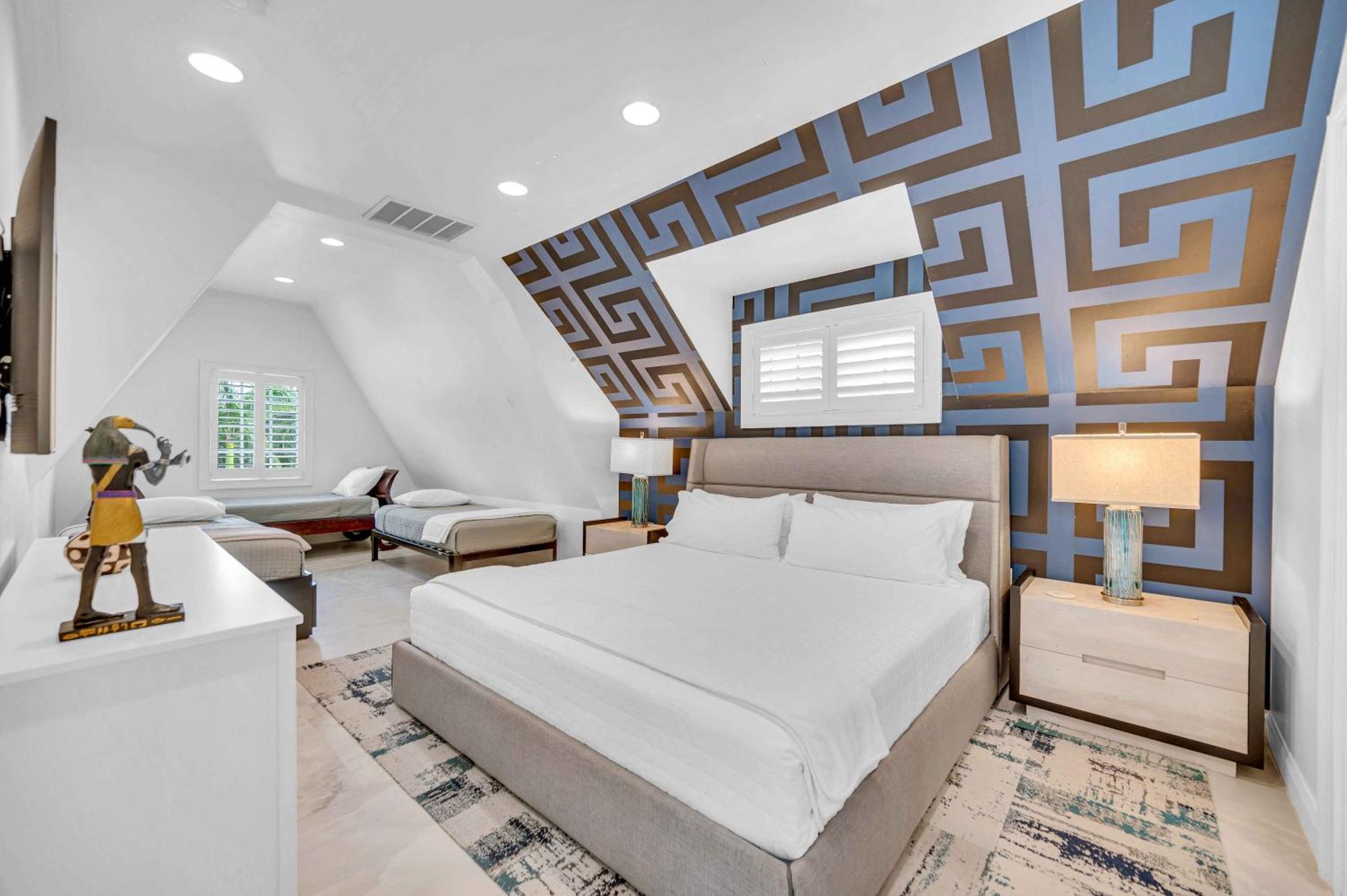 The Modern Castle Canal View Access Rooftop Living Greenhouse Vlllas Fort Lauderdale Buitenkant foto