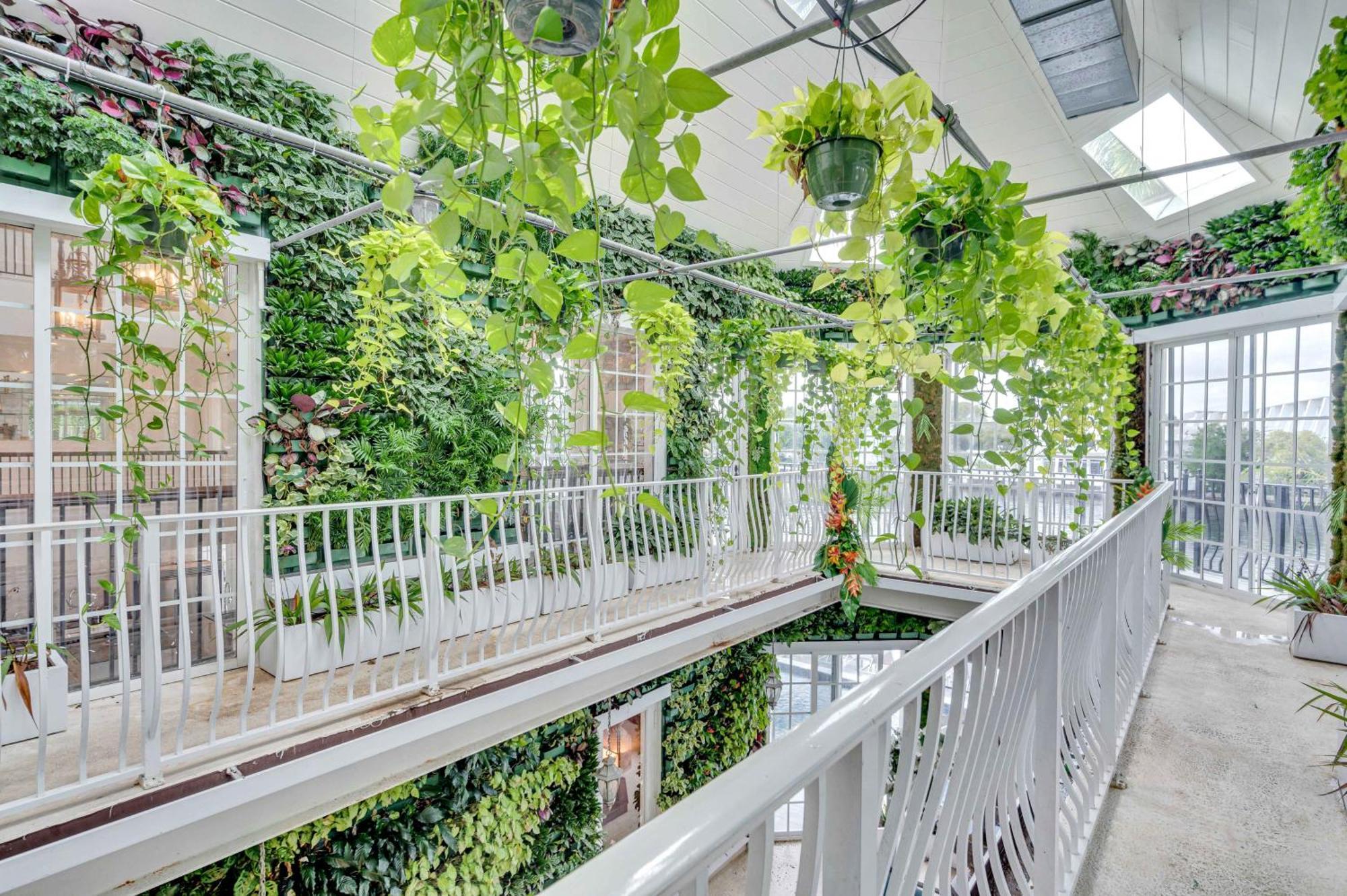 The Modern Castle Canal View Access Rooftop Living Greenhouse Vlllas Fort Lauderdale Buitenkant foto